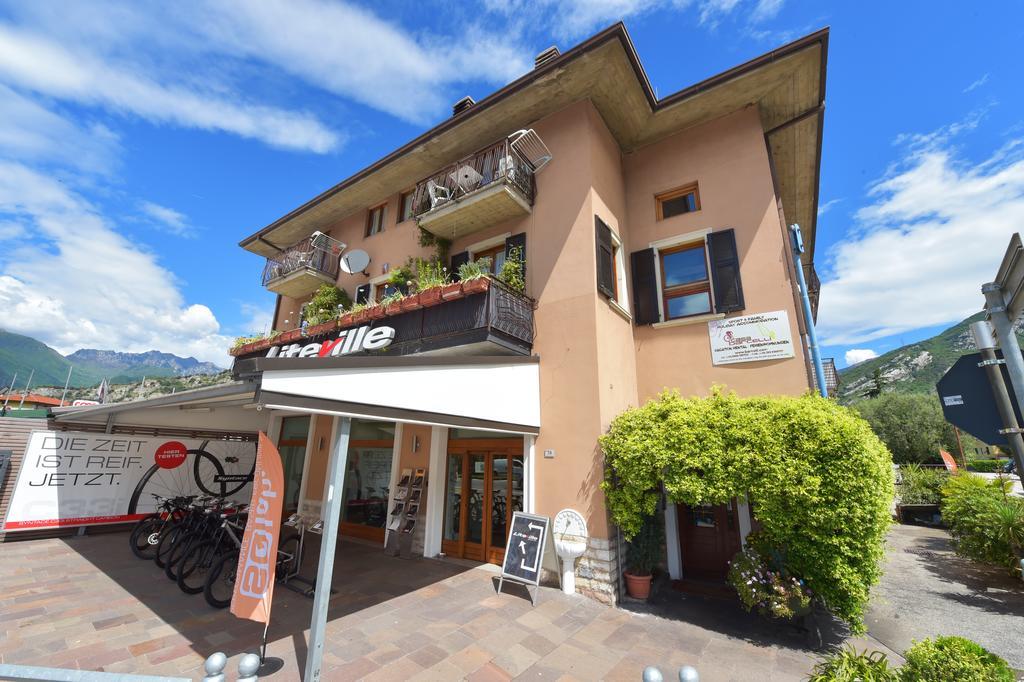 Casa Barcelli Sport & Family Apartments Torbole Sul Garda Exterior foto